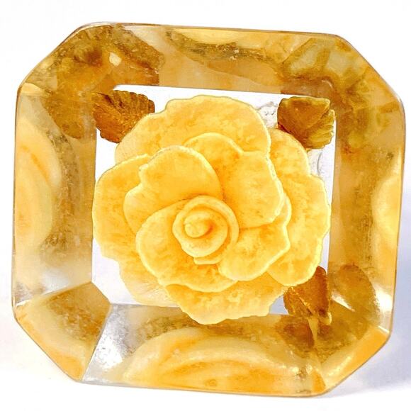 VTG Mid Century Earrings Lucite Embedded Rose Yellow Screw Back Floral - Picture 2 of 13